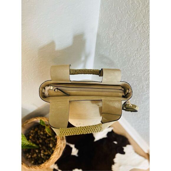 VINCE CAMUTO Janya Top Handle Leather Crossbody Tote Hobo Bag, Khaki, NWT - Picture 9 of 17